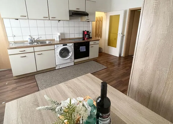 And Practical In דירה אסן