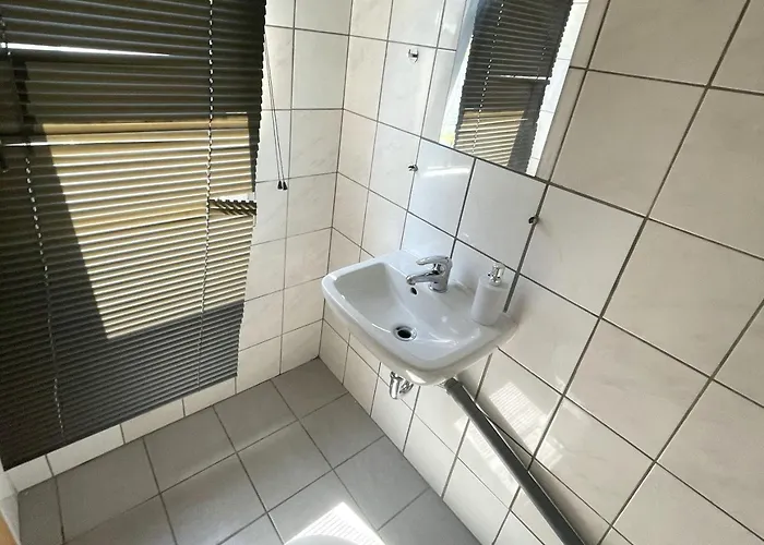 Διαμέρισμα And Practical In Έσσεν